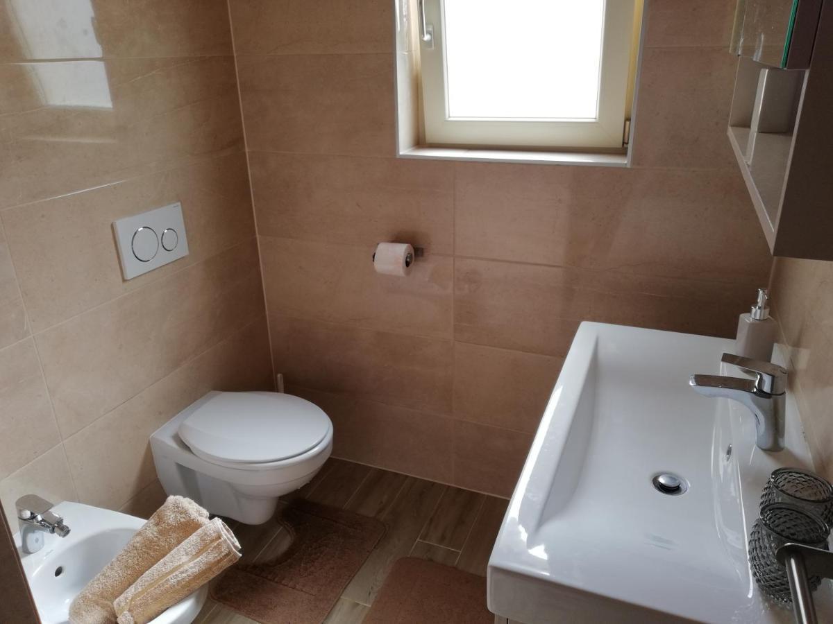 Apartman Nikola Ladrovici Esterno foto
