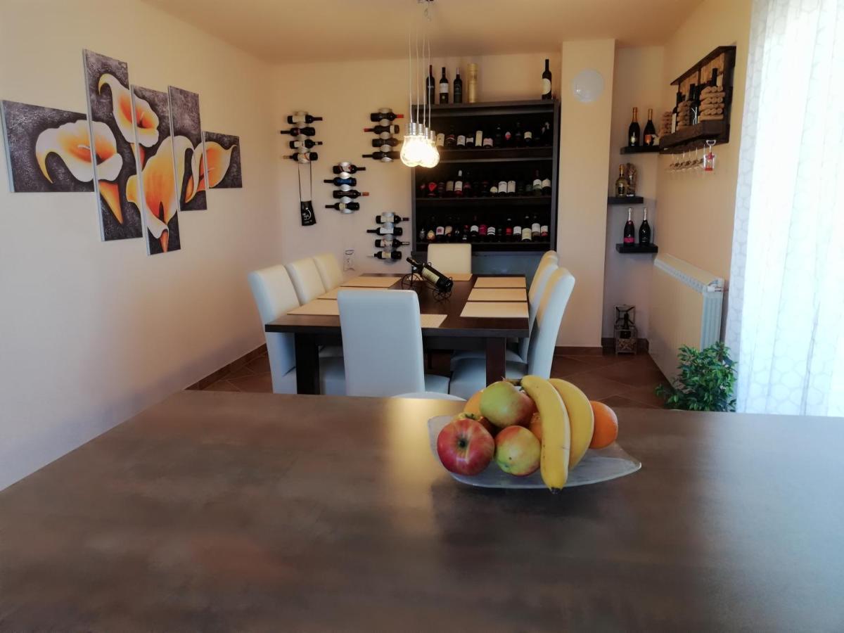 Apartman Nikola Ladrovici Esterno foto