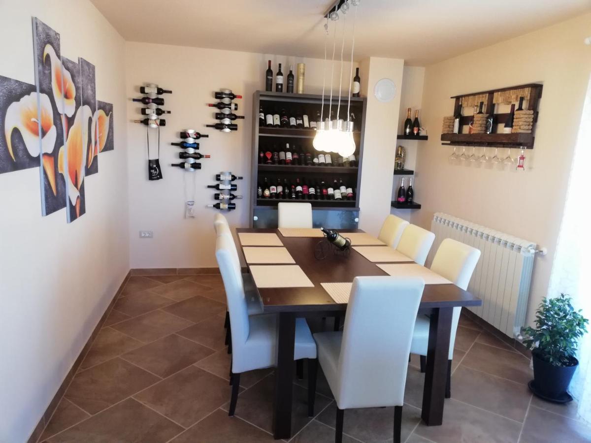 Apartman Nikola Ladrovici Esterno foto