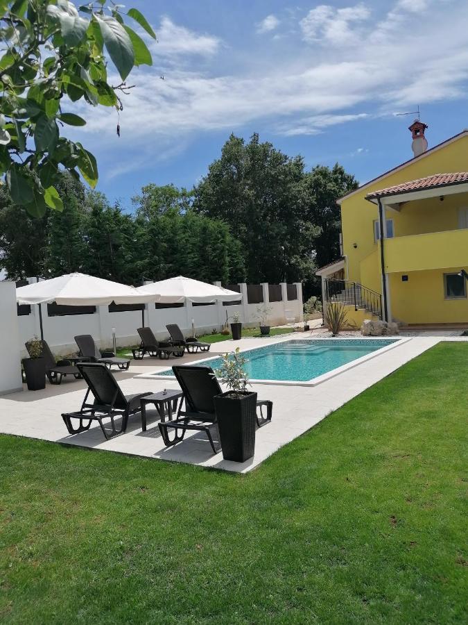 Apartman Nikola Ladrovici Esterno foto