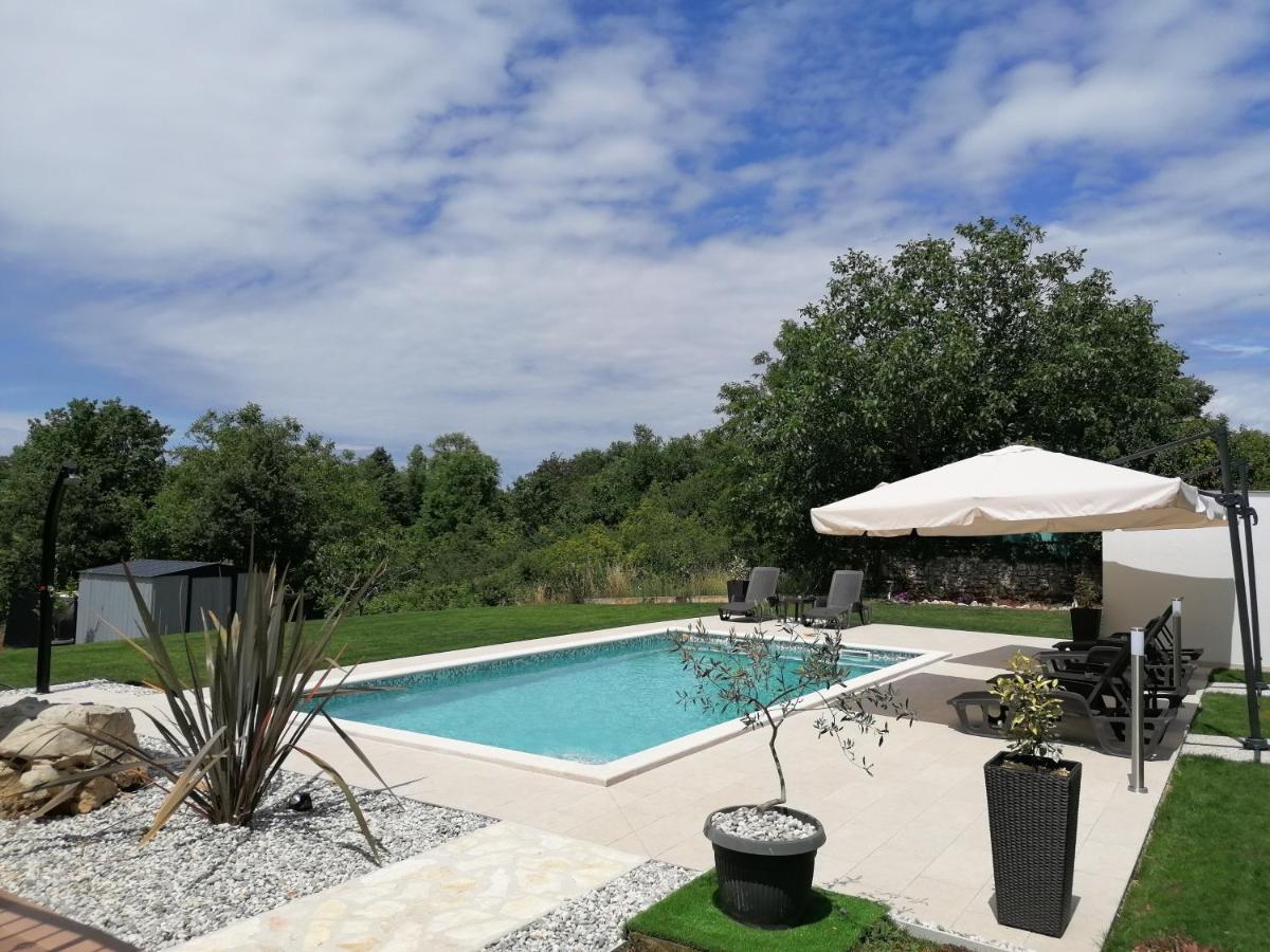 Apartman Nikola Ladrovici Esterno foto